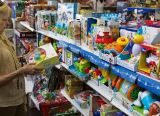 Caen las ventas de juguetes y culpan a los jueces por el dólar barato