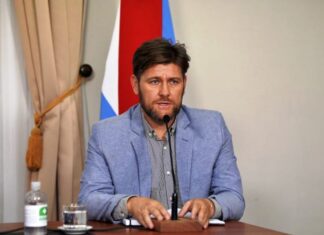Se puso en marcha el pago de becas provinciales