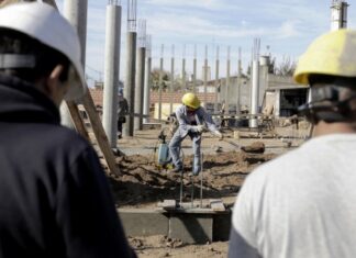 En 23 de los 24 distritos del país hay mayor empleo