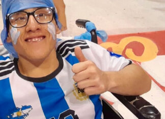 Joven entrerriano espera un saludo de Messi