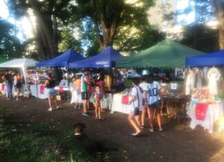 Manualistas uruguayenses exhibieron sus creaciones para los enamorados