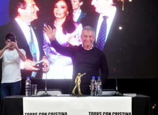 Urribarri se lanza con un acto en el Club Echagüe