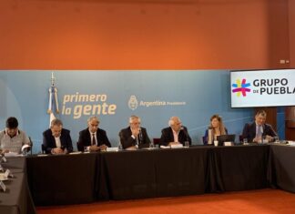 Alberto confirmó el reingreso de la Argentina en la Unasur