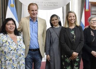 Bordet encabezó el acto por el Mes de la Mujer