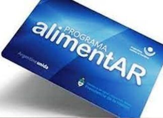 Pagan a los titulares de la AUH y la Tarjeta Alimentar