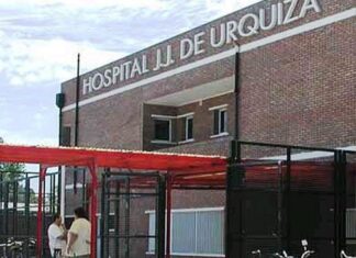 La señora de 63 años circulaba por una senda peatonal. Un auto chocó y lesionó a una mujer