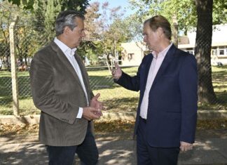Bordet y Bahl estuvieron en el Rally de autos antiguos y clásicos
