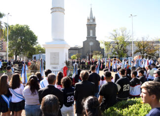 Se realizaron los actos por el Pronunciamiento de Urquiza, la Sanción de la Constitución y el Día del Trabajador