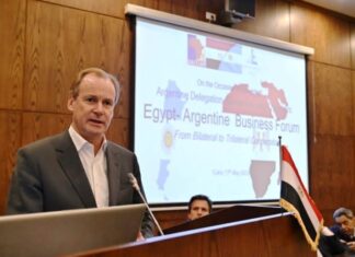 El Gobernador busca ampliar el comercio con Egipto