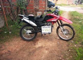 Una moto apareció en una vivienda