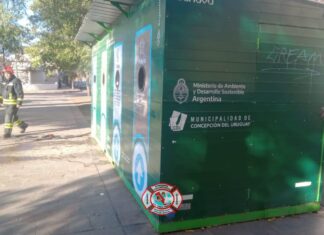 Se incendió un contenedor en plaza Constitución