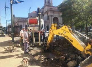 La rotura de un caño de agua complicó el tránsito