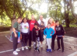 Los visitantes disfrutan del fin de semana largo en nuestra ciudad