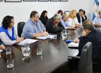 Educación. Analizaron la inflación junto a los gremios docentes