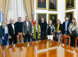 Licitan la construcción de tres edificios escolares