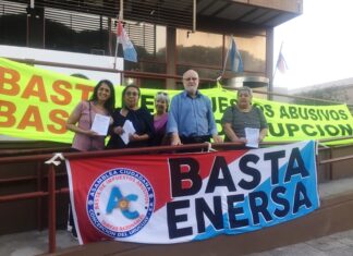 Vecinos contra el aumento de la luz. Efectuaron una nueva volanteada