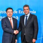 p8 -Sergio Massa buscará ampliar el uso de yuanes