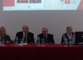 Entregaron distinciones Dr. Honoris Causa a dos arquitectos en UCU