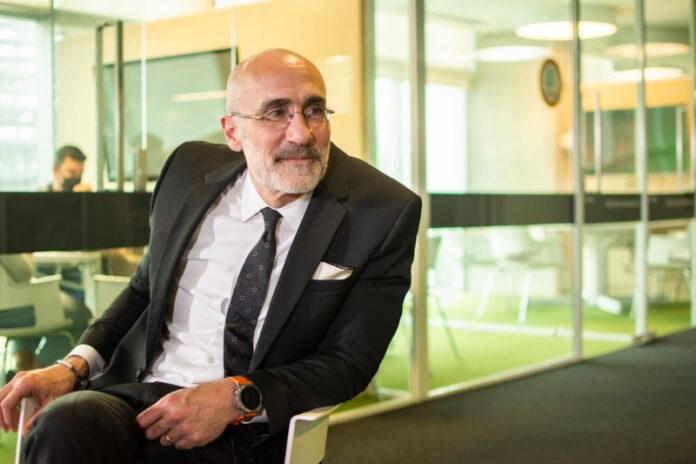 Arthur-Brooks-01