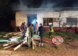 Se incendió el depósito de vehículos de Gendarmería