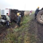 Pagina 7 Un vehículo volcó con trece trabajadores1