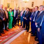 p 8- Se encontrarán los gobernadores del FdT