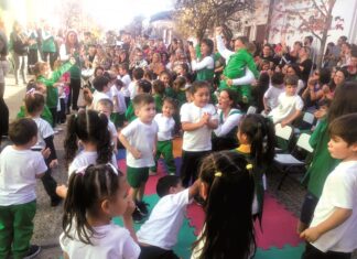 El colorido cumpleaños 60 del jardín Aromitos