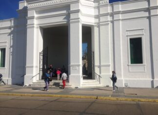 El Día del Padre mostró su pesar en el cementerio