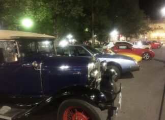 Caravana de autos. Desde Lomas a La Histórica