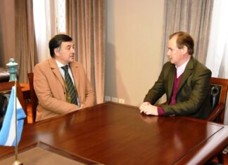 “Mi precandidatura surgió de una charla con Bordet”