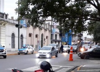 OPERATIVOS DE TRÁNSITO. Retuvieron 10 autos y dos motos por infracciones varias