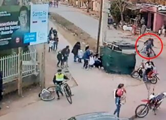 Ataque a tiros a la escuela de Rosario: Chicos con guardapolvos tirados cuerpo a tierra