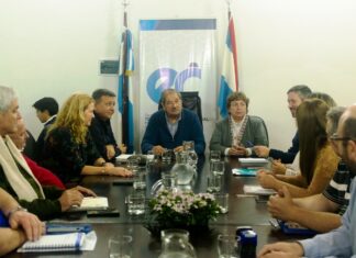 Se aprobó el pedido docente y cerraron las paritarias