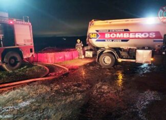 Bomberos de tres cuarteles apagaron un incendio