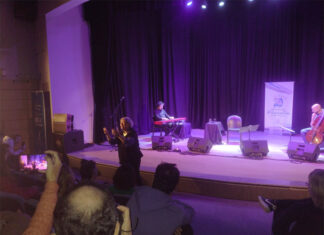 Liliana Herrero cantó en las Jornadas de Filosofía