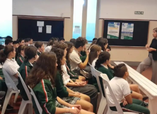 Salud Mental en las escuelas: Continúan brindando charlas