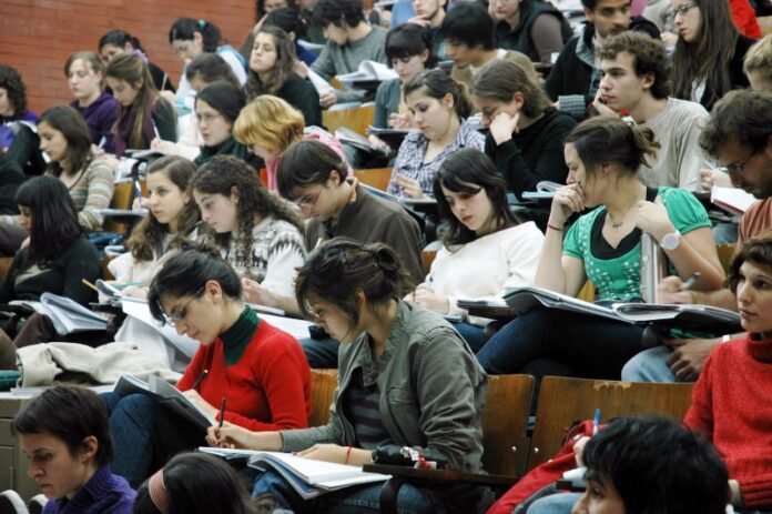 p2 - La matrícula universitaria creció más del 50%