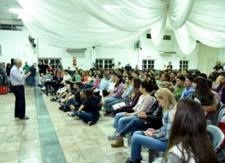 Lauritto destacó el programa de las juventudes. Se reunieron 150 jóvenes