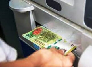 Estatales «Comienza el pago del medio aguinaldo a activos y pasivos»