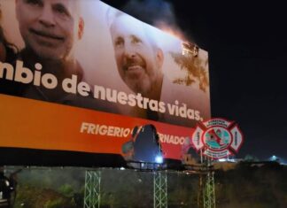 Identificaron a los menores que incendiaron un cartel partidario