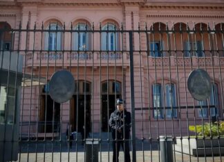 Hubo amenaza de bomba en Constitución