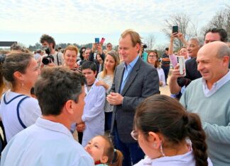 Bordet recorrió las obras en el corazón de la Provincia