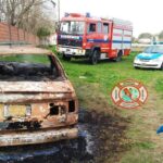 Pagina 6 Un auto quedó reducido a cenizas tras incendio
