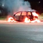 Pagina 7 Auto ardió en llamas y hubo pérdidas totales