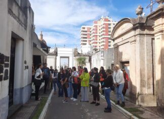 Profesionales del turismo recorrieron las instalaciones del Cementerio