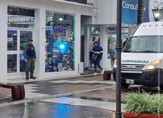 Aduana y Gendarmería allanan negocios y domicilios
