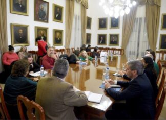 Avanzó la negociación de aumentos para los empleados estatales