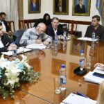 p2 – Convocan a los gremios estatales y docentes