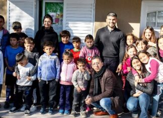 El Becario brinda clases de apoyo