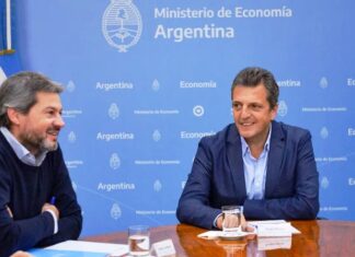 Sergio Massa llega a Paraná